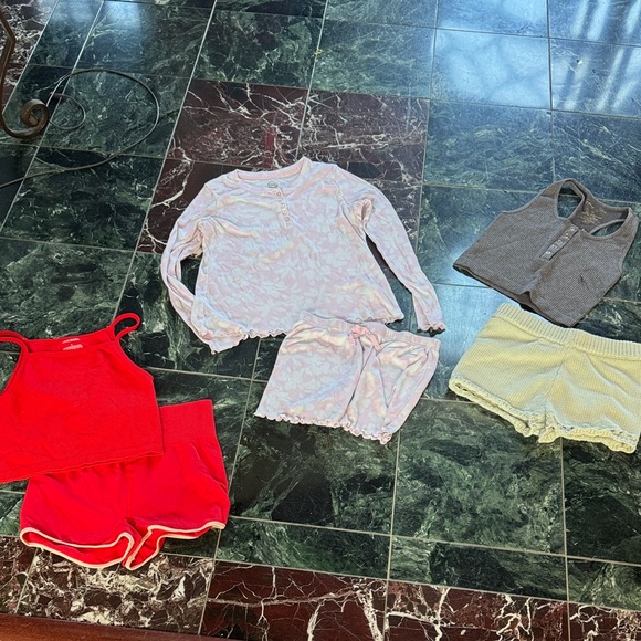 Women's Intimates & Sleepwear Set and 2 workout sets xs - Picture 1 of 1